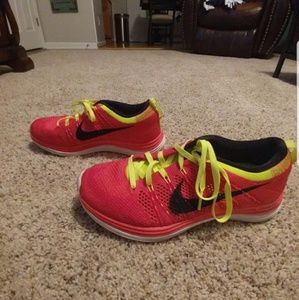 New Pink Nike Lunarlon Tennis Shoes